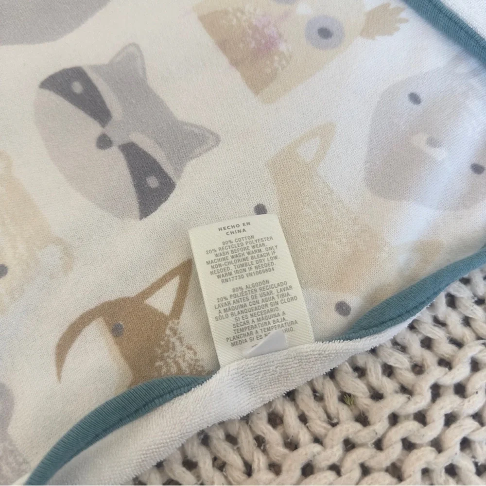 TWO Cloud Island Unisex Baby Hooded Towels